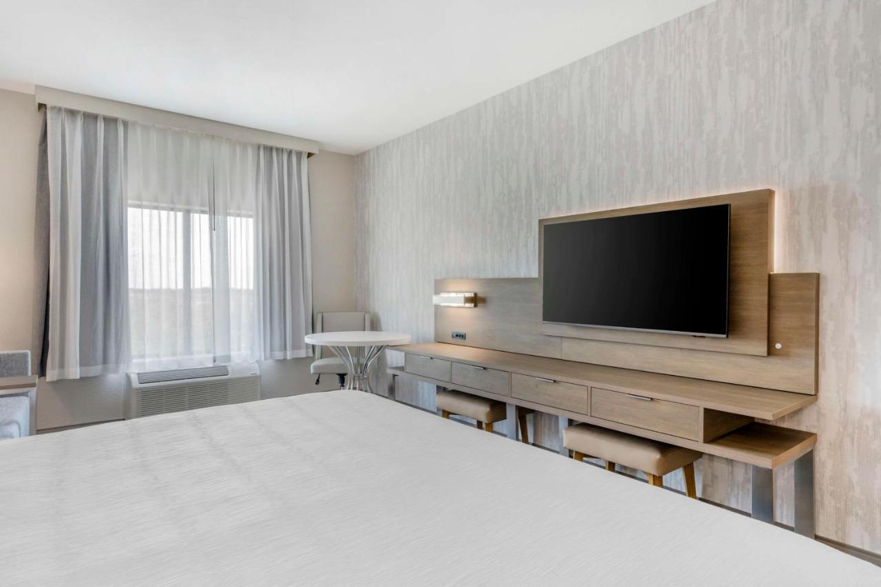Best Western Plus Winter Haven Inn & Suites 외부 사진